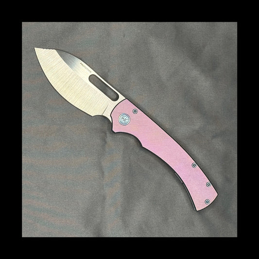 Grakkis (Blurpinkle) Right-Handed
