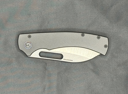 Grakkis (Stonewash with Belt Satin) Right-Handed